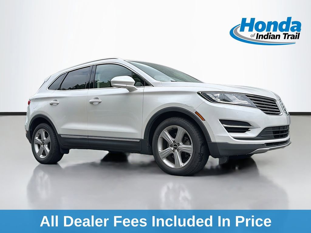 Used 2017 Lincoln MKC Premiere FWD image 1