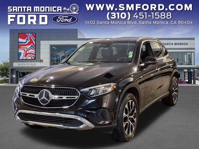 Used 2025 Mercedes-Benz GLC 350e 4MATIC image 1