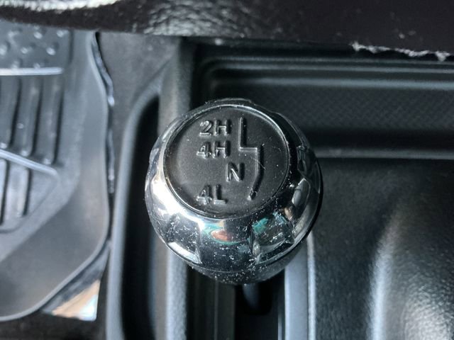 Used 2018 Jeep Wrangler Unlimited Sport S image 33