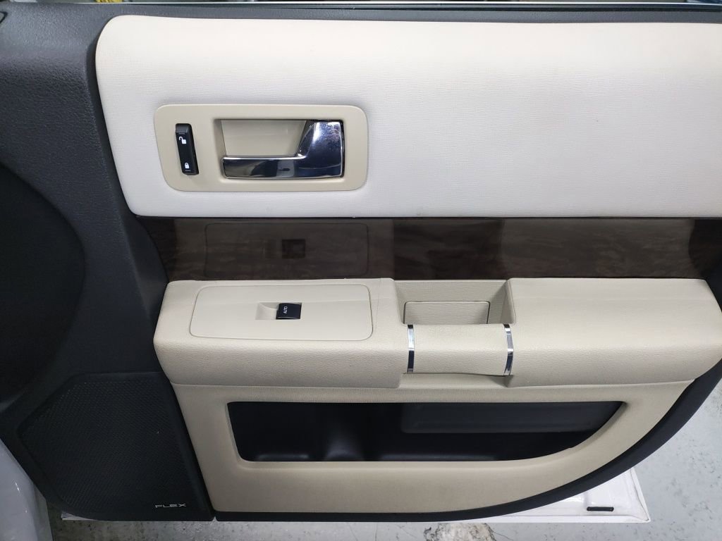 Used 2016 Ford Flex Limited image 10