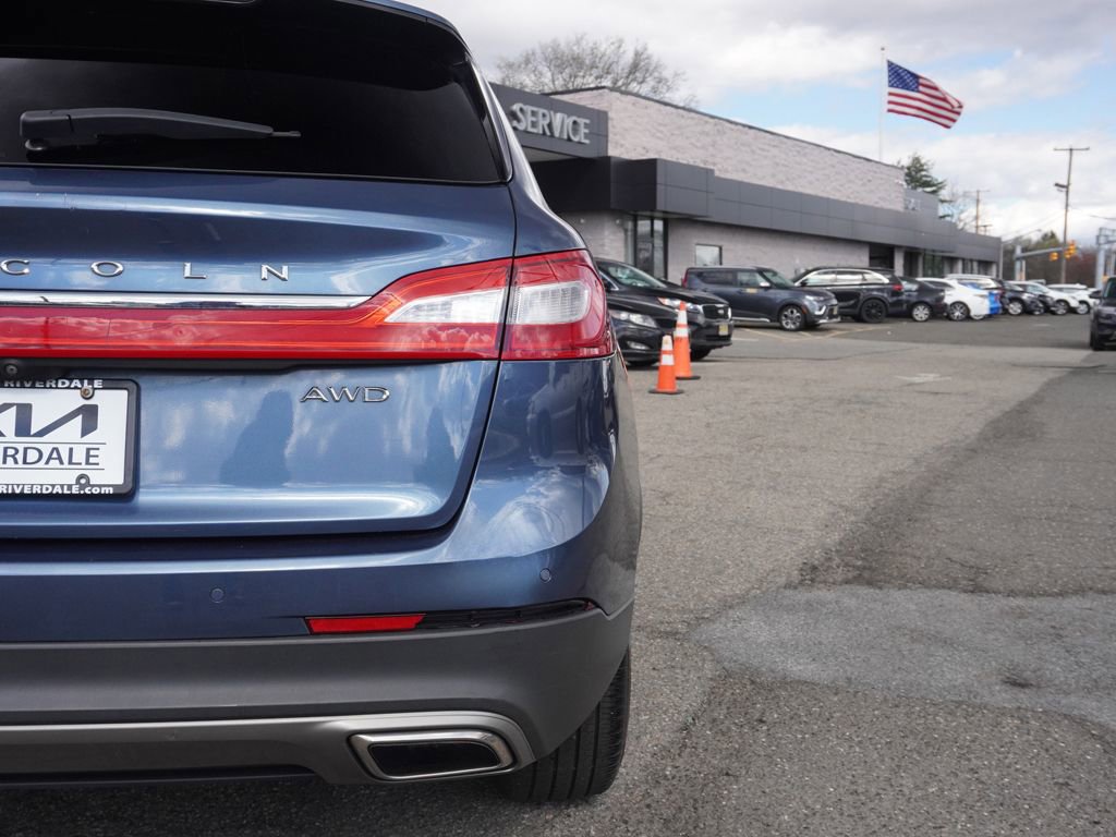 Used 2018 Lincoln MKX Premiere image 13