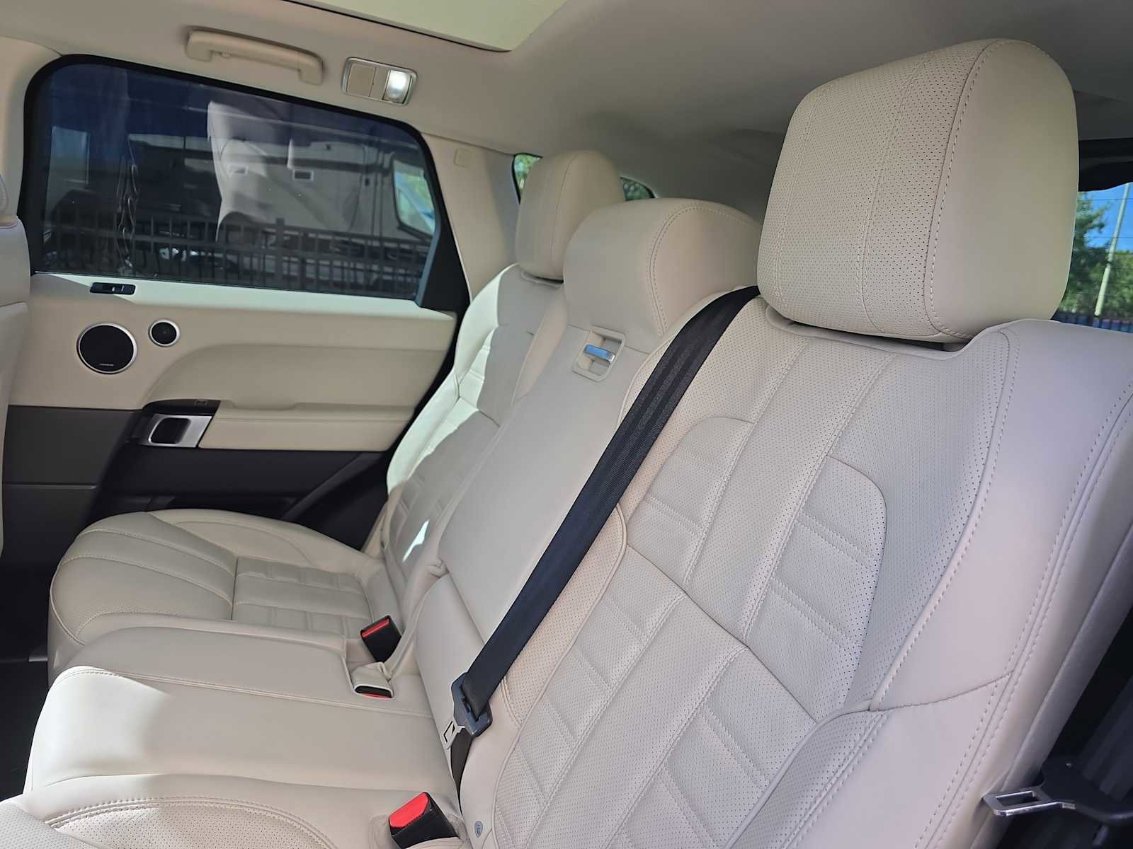 Used 2016 Land Rover Range Rover Sport Autobiography image 23