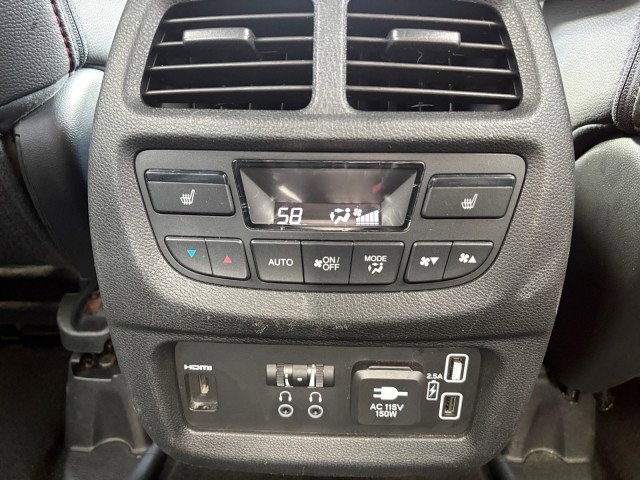 Used 2020 Honda Pilot Black Edition image 11