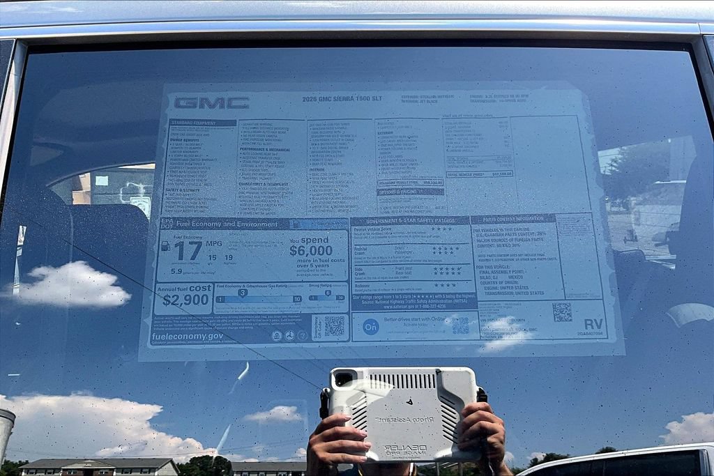 New 2026 GMC Sierra 1500 SLT AWD/4WD image 13