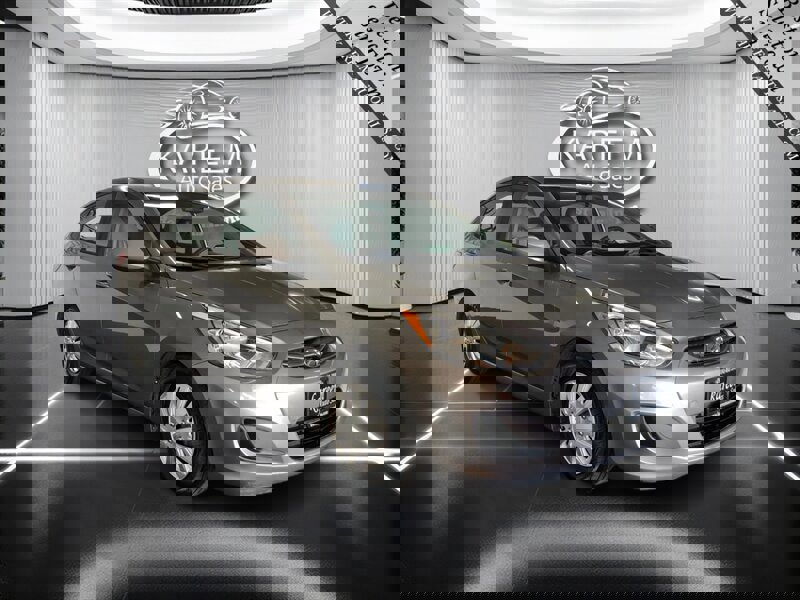 Used 2017 Hyundai Accent SE image 3