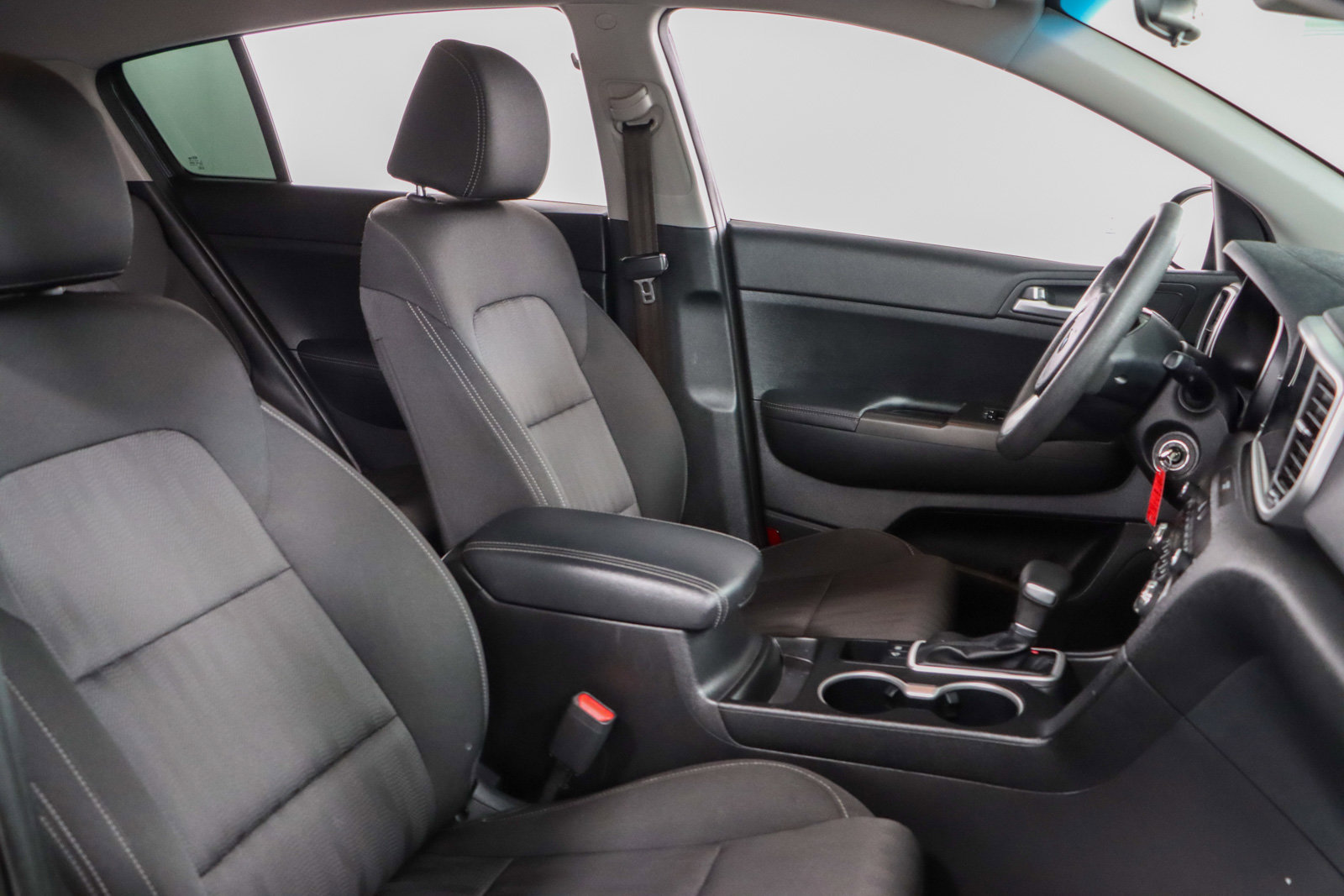 Used 2022 Kia Sportage LX image 26