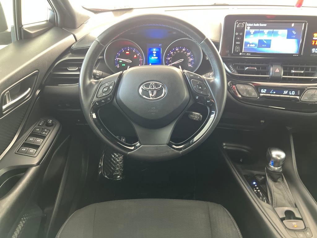 Used 2018 Toyota C-HR XLE image 15