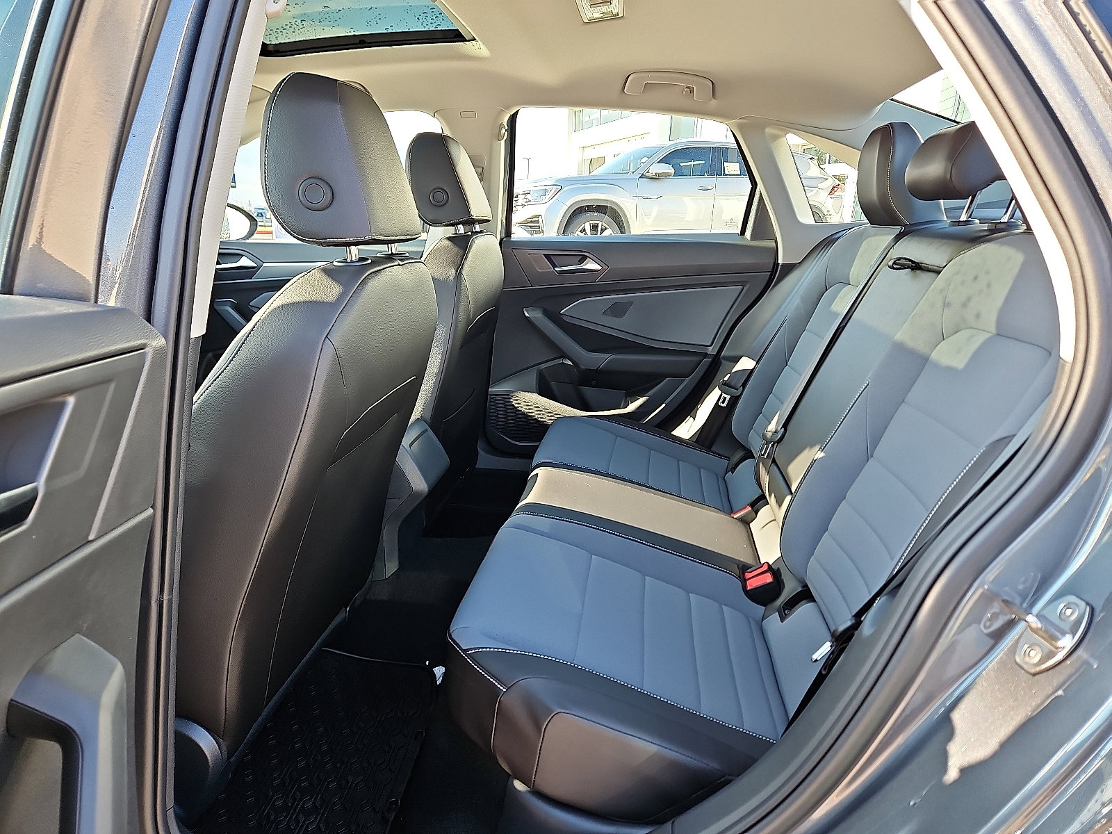 New 2026 Volkswagen Jetta SE image 8