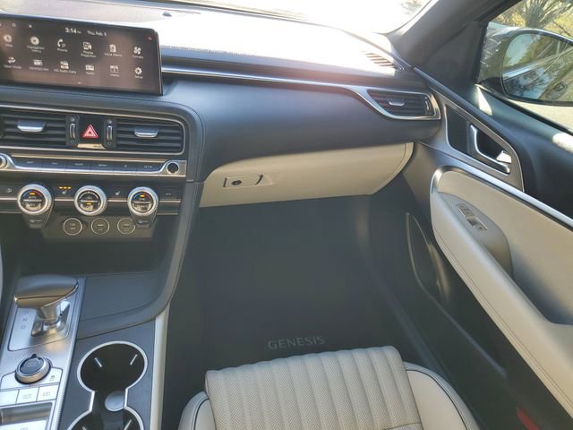Used 2022 Genesis G70 3.3T image 16