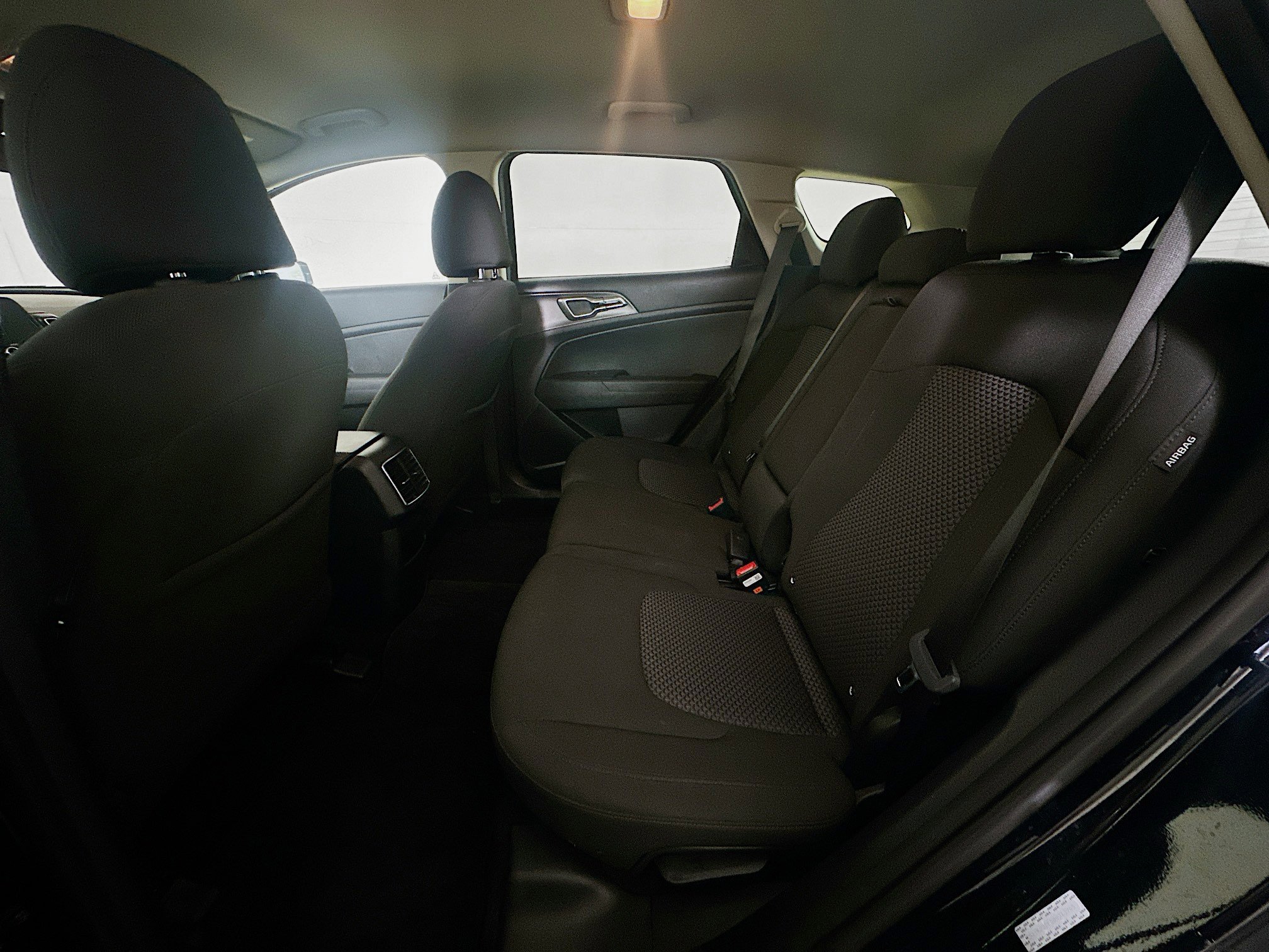 Used 2025 Kia Sportage LX image 27