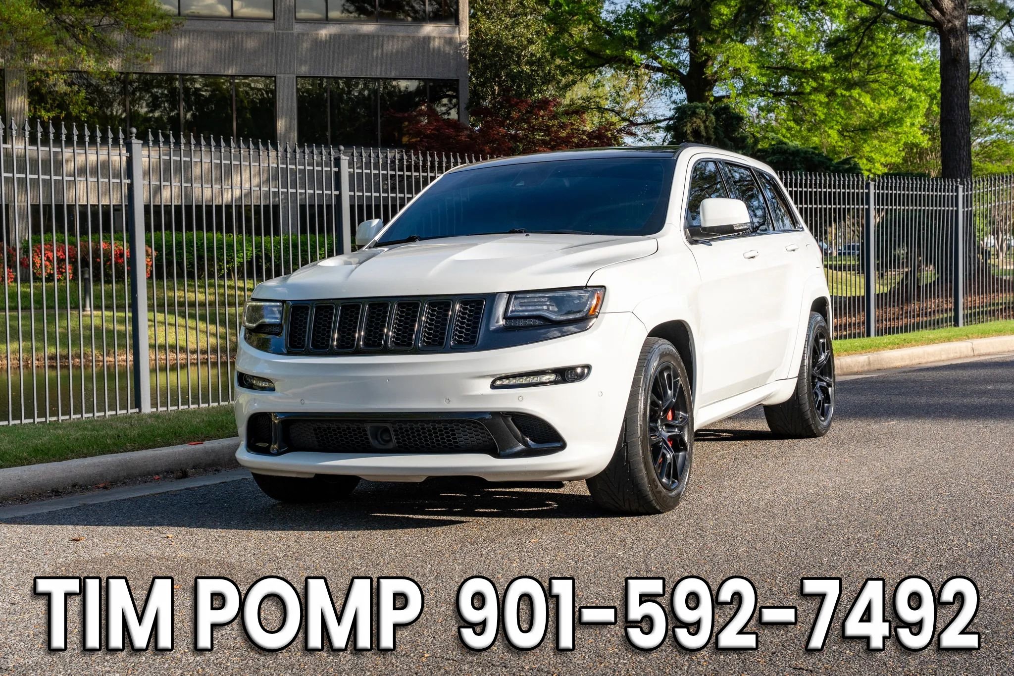 Used 2015 Jeep Grand Cherokee SRT w/ Trailer Tow Group IV image 2