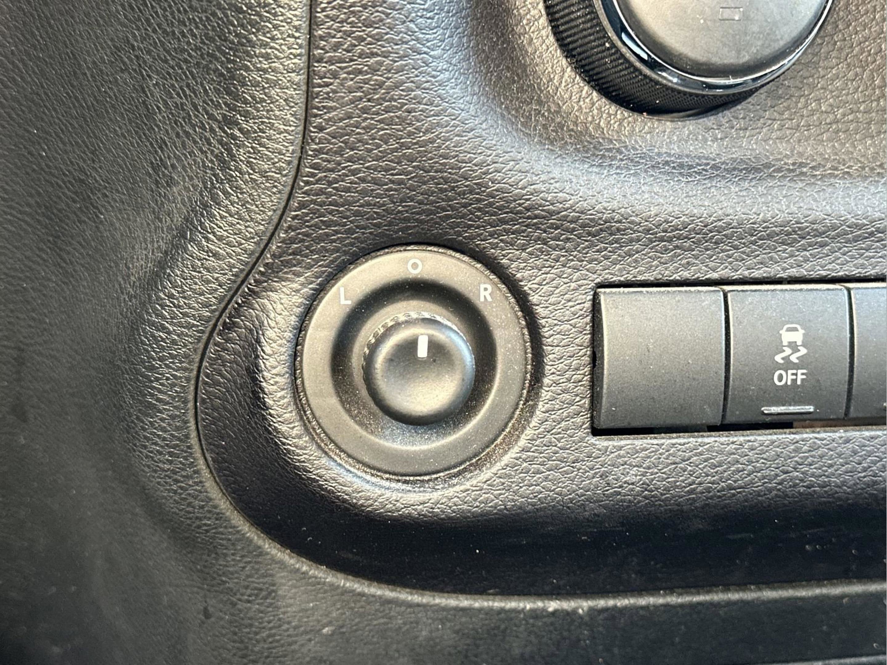 Used 2017 Jeep Wrangler Unlimited Sahara w/ Max Tow Package image 23