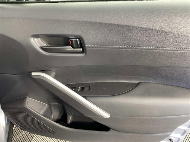 Used 2025 Toyota Corolla Cross LE image 23