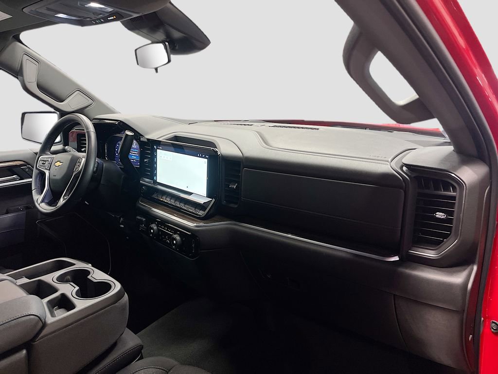 Used 2025 Chevrolet Silverado 1500 LT image 29