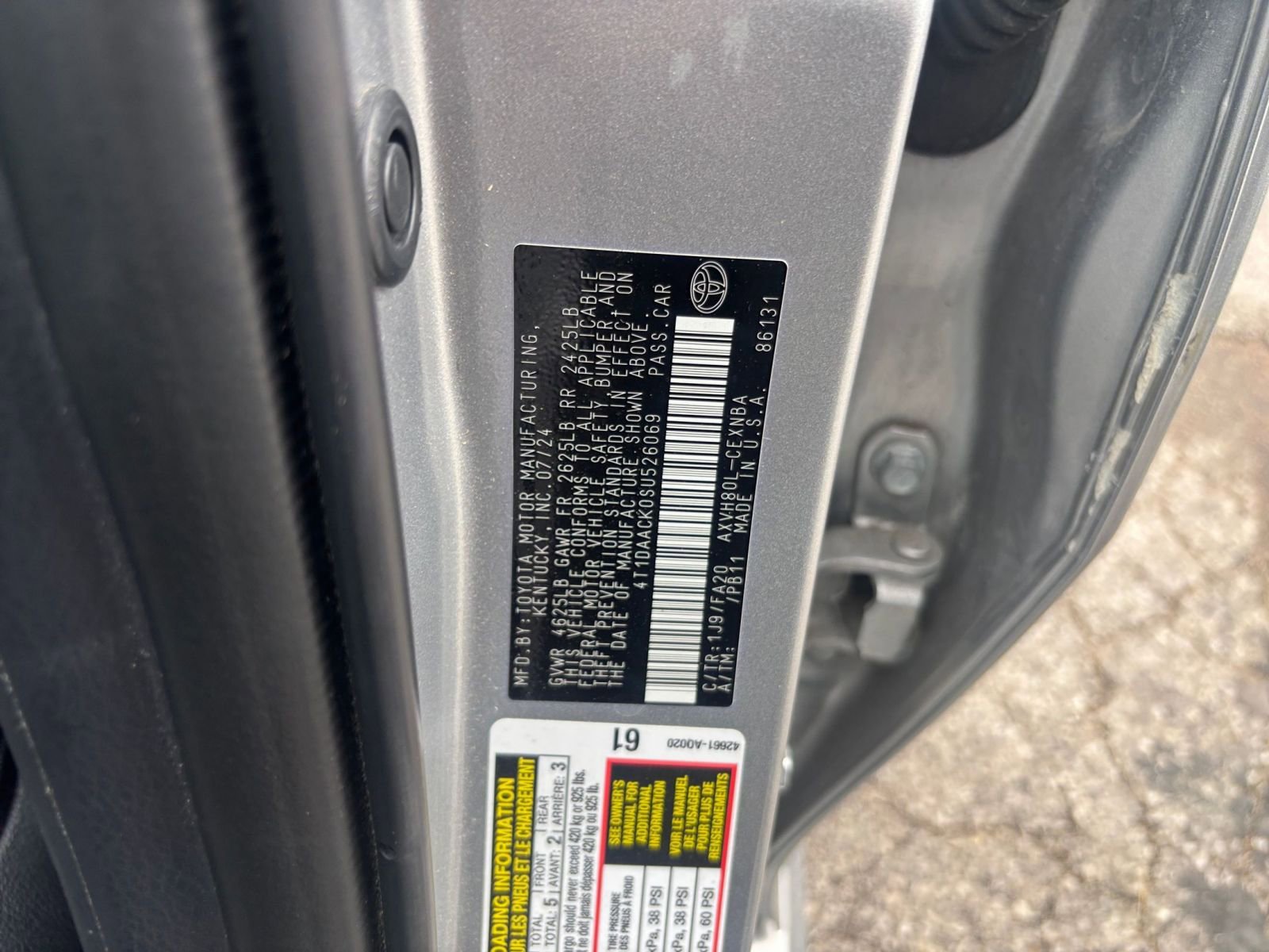 Used 2025 Toyota Camry LE image 27