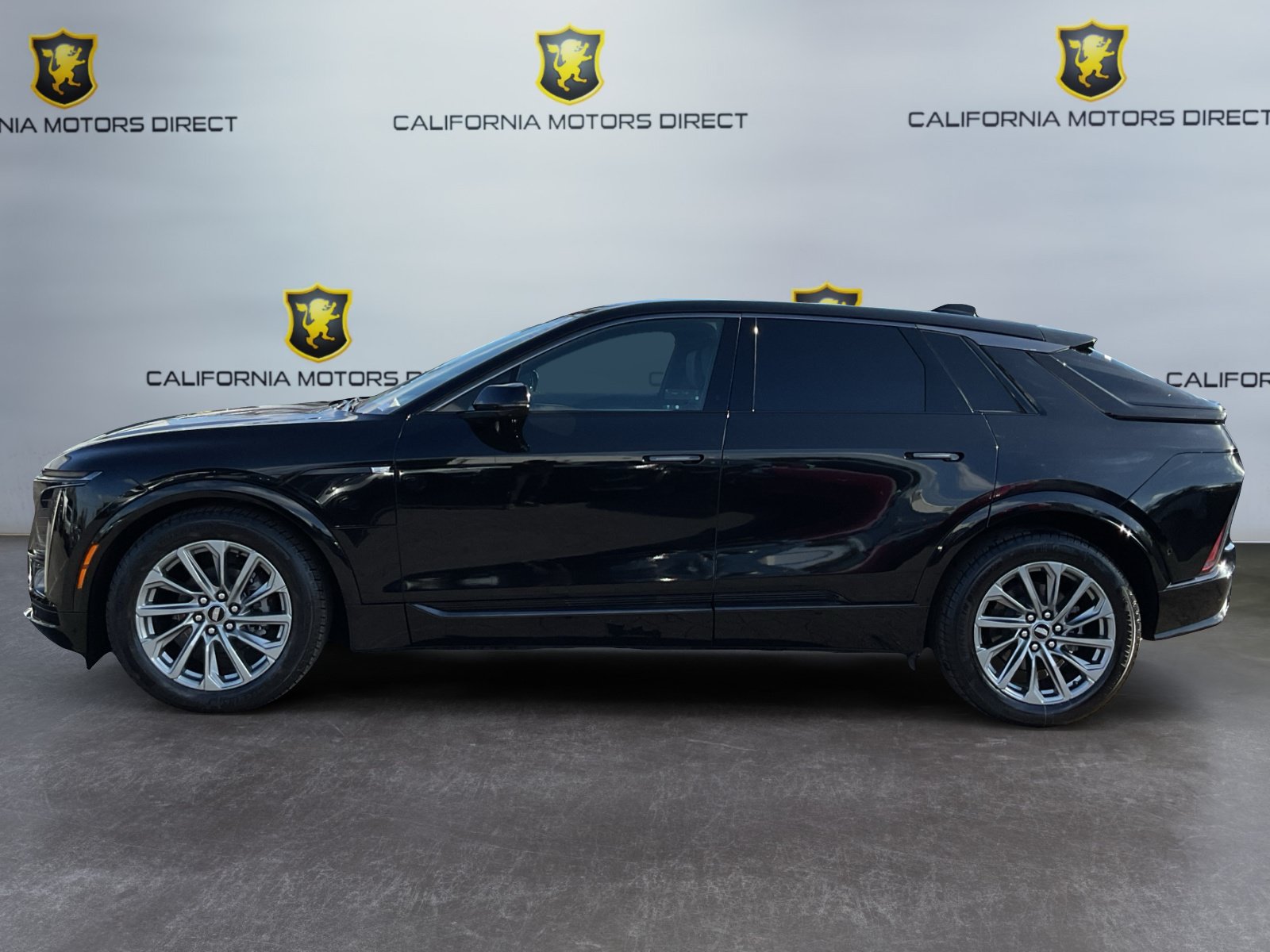 Used 2024 Cadillac Lyriq Sport AWD/4WD image 8