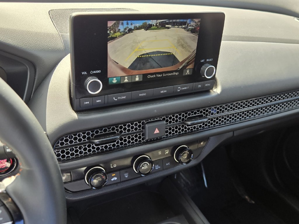 Certified 2025 Honda HR-V Sport image 22