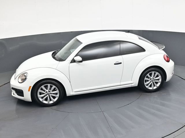 Used 2017 Volkswagen Beetle 1.8T S image 31