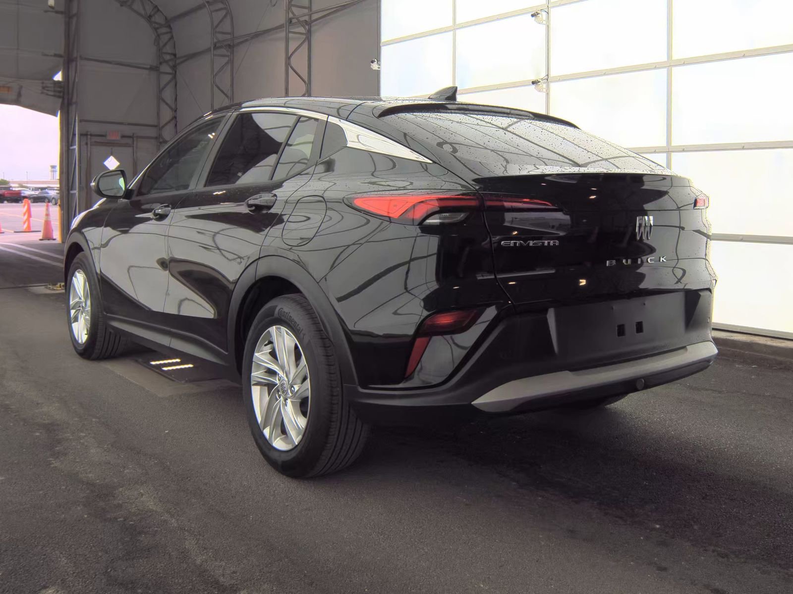 Used 2025 Buick Envista Preferred w/ Convenience I Package image 9