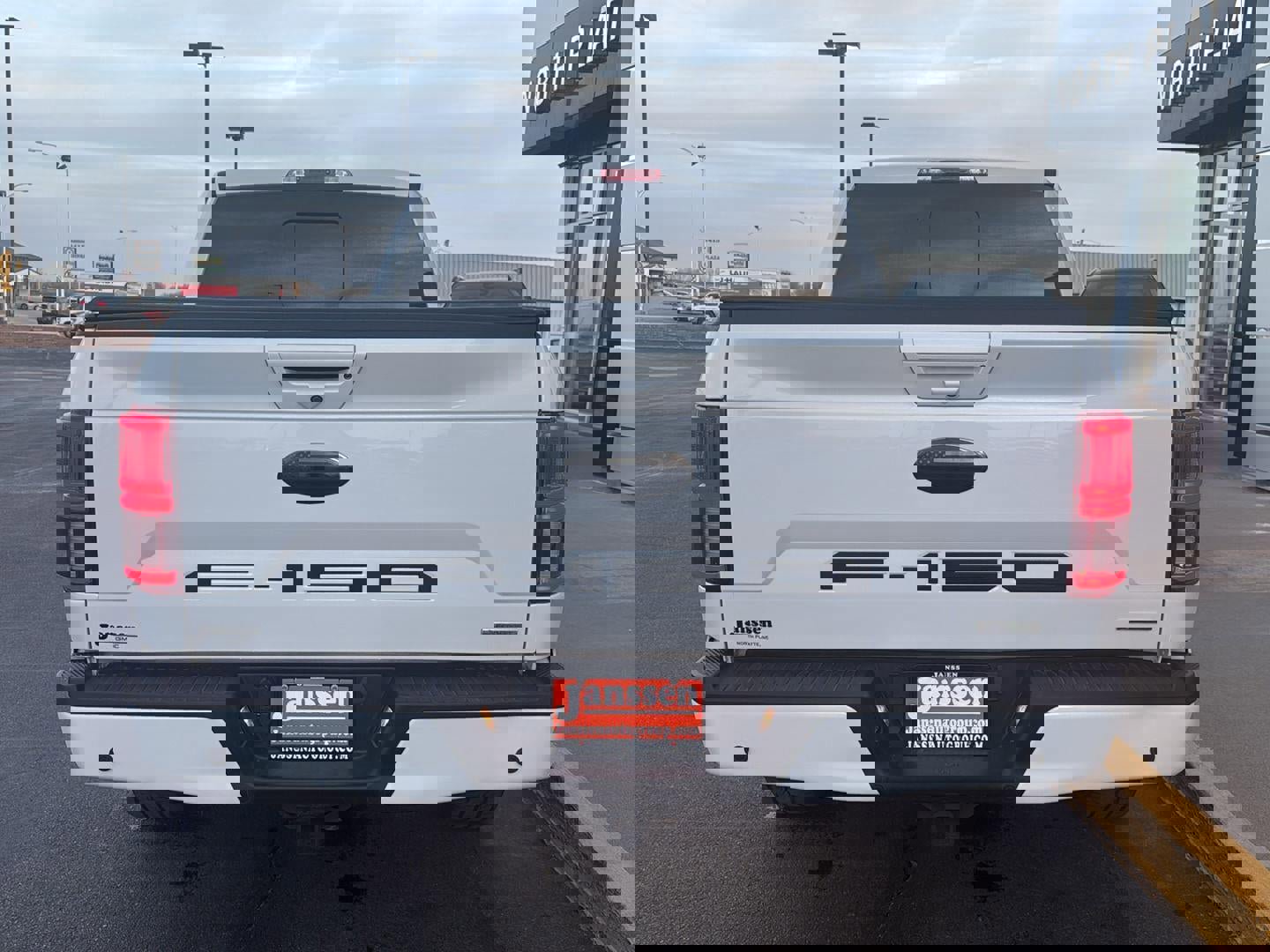 Used 2020 Ford F150 Lariat w/ Equipment Group 502A Luxury image 3