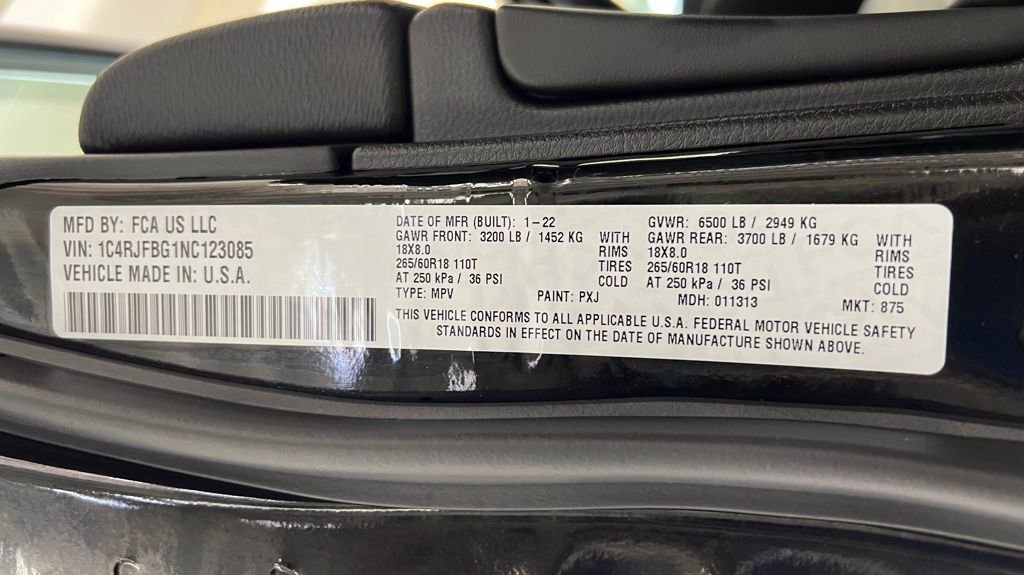 Used 2022 Jeep Grand Cherokee Limited w/ Trailer Tow Group IV image 46