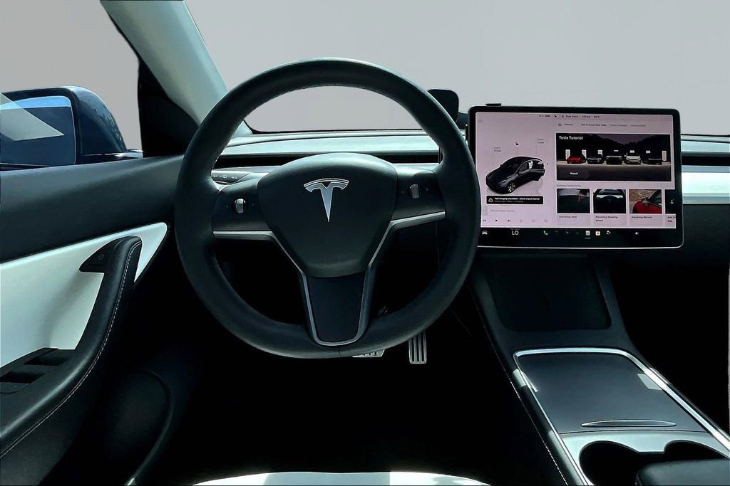 Used 2022 Tesla Model Y Performance image 8