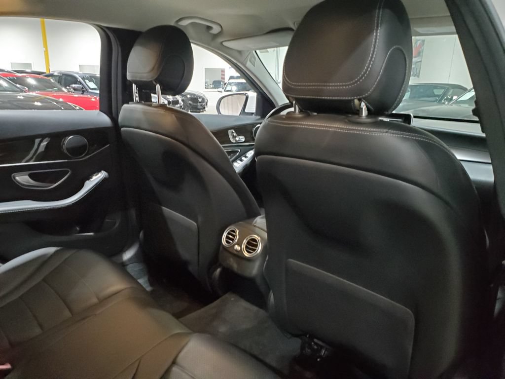 Used 2016 Mercedes-Benz C 300 Sedan image 22