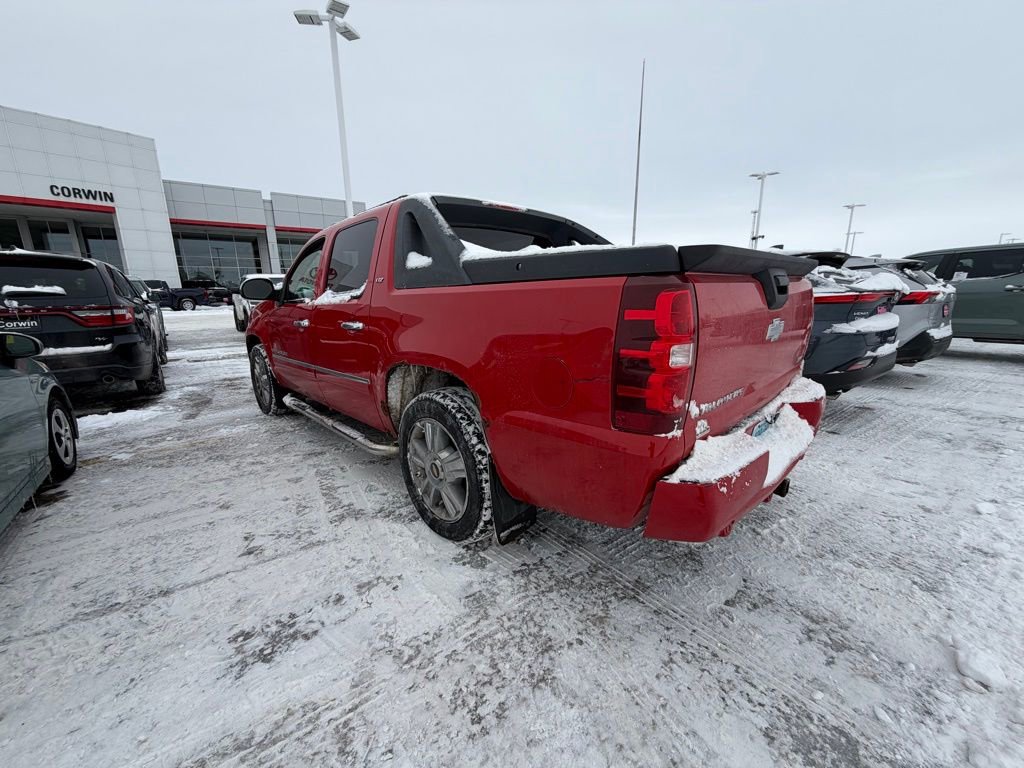 Used 2009 Chevrolet Avalanche LTZ image 4