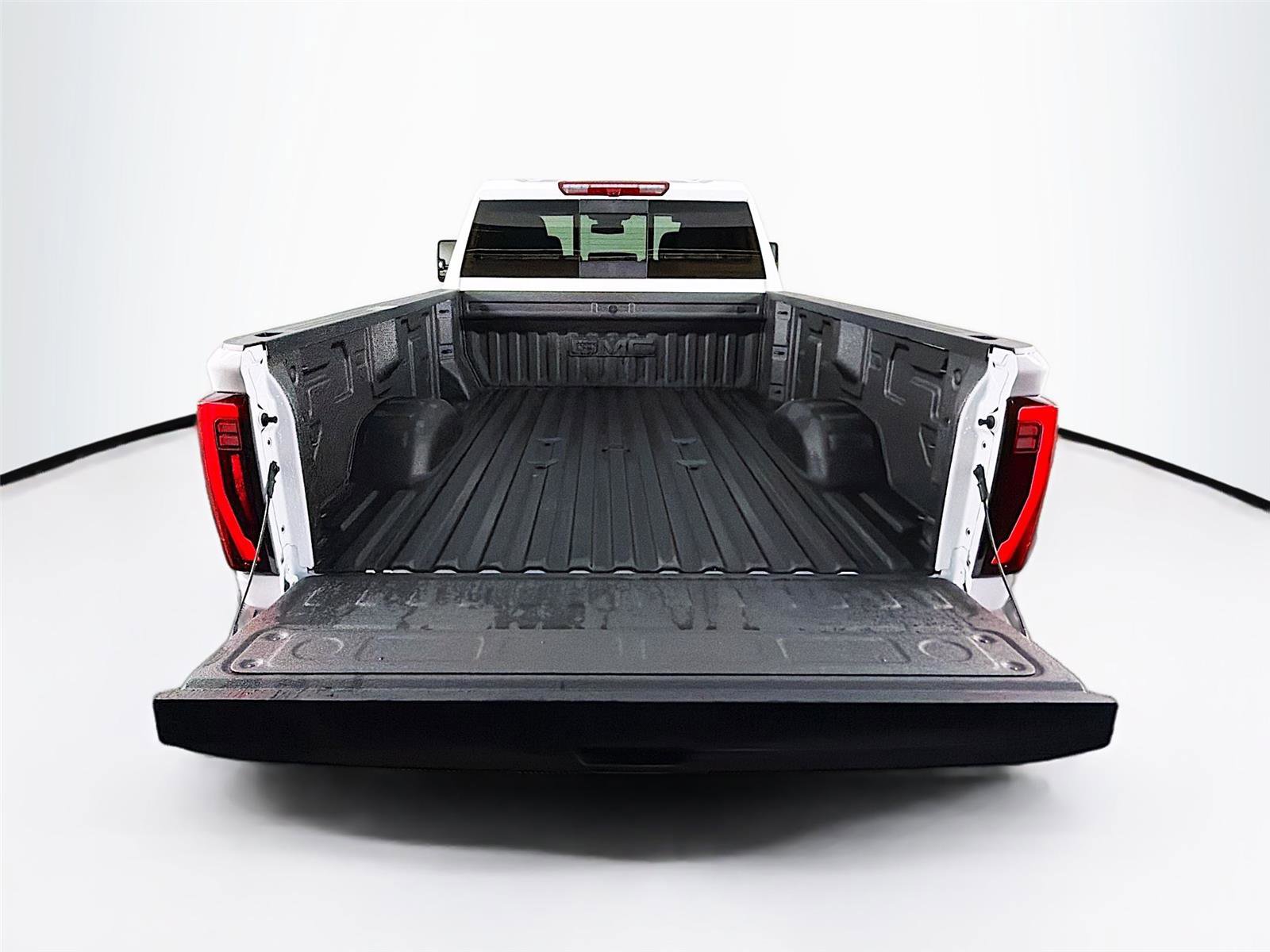 New 2026 GMC Sierra 3500 SLT w/ SLT Premium Package image 28