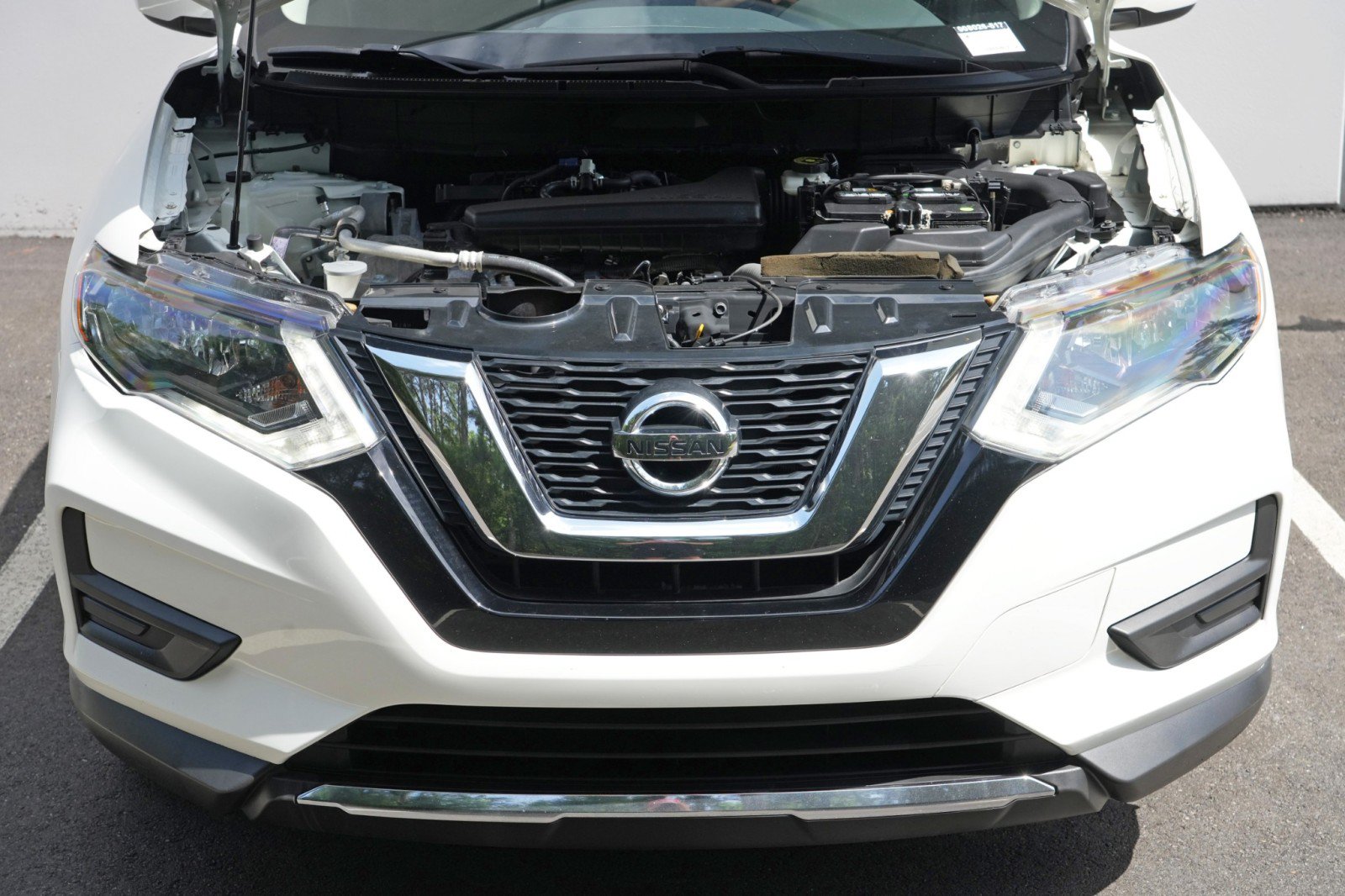 Used 2017 Nissan Rogue S AWD/4WD image 7