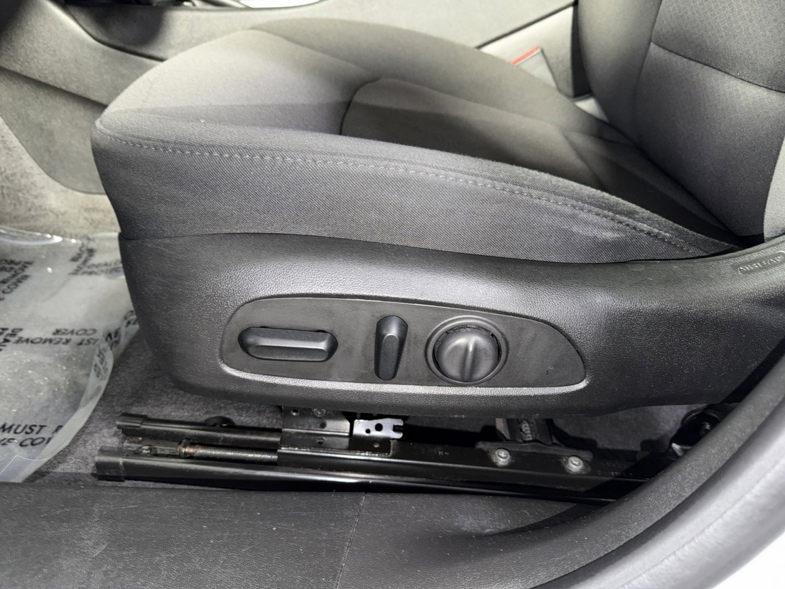 Used 2020 Chevrolet Malibu LT image 27