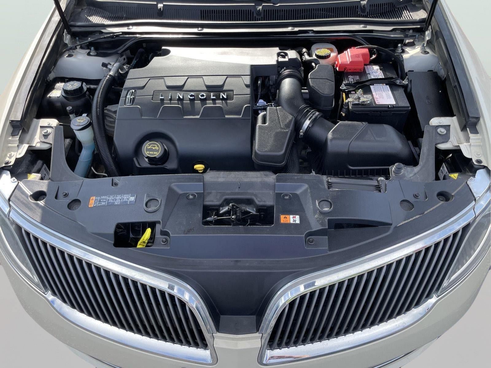 Used 2016 Lincoln MKS AWD w/ Equipment Group 101A image 10