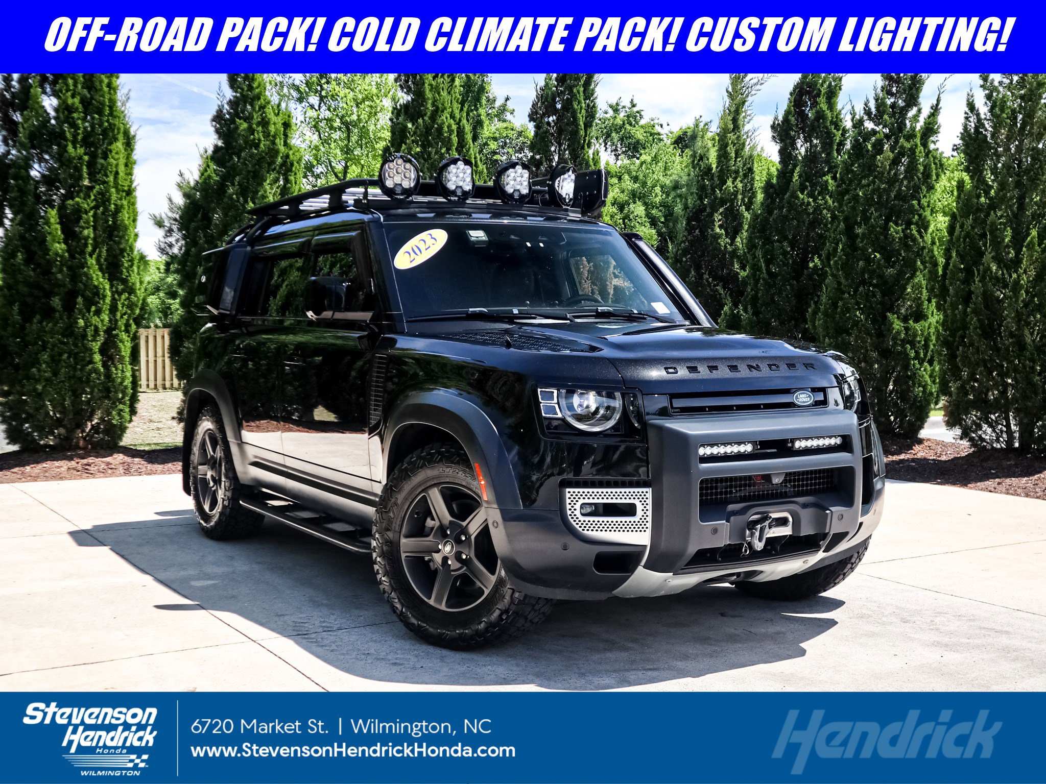 Used 2023 Land Rover Defender 110 S AWD/4WD image 1