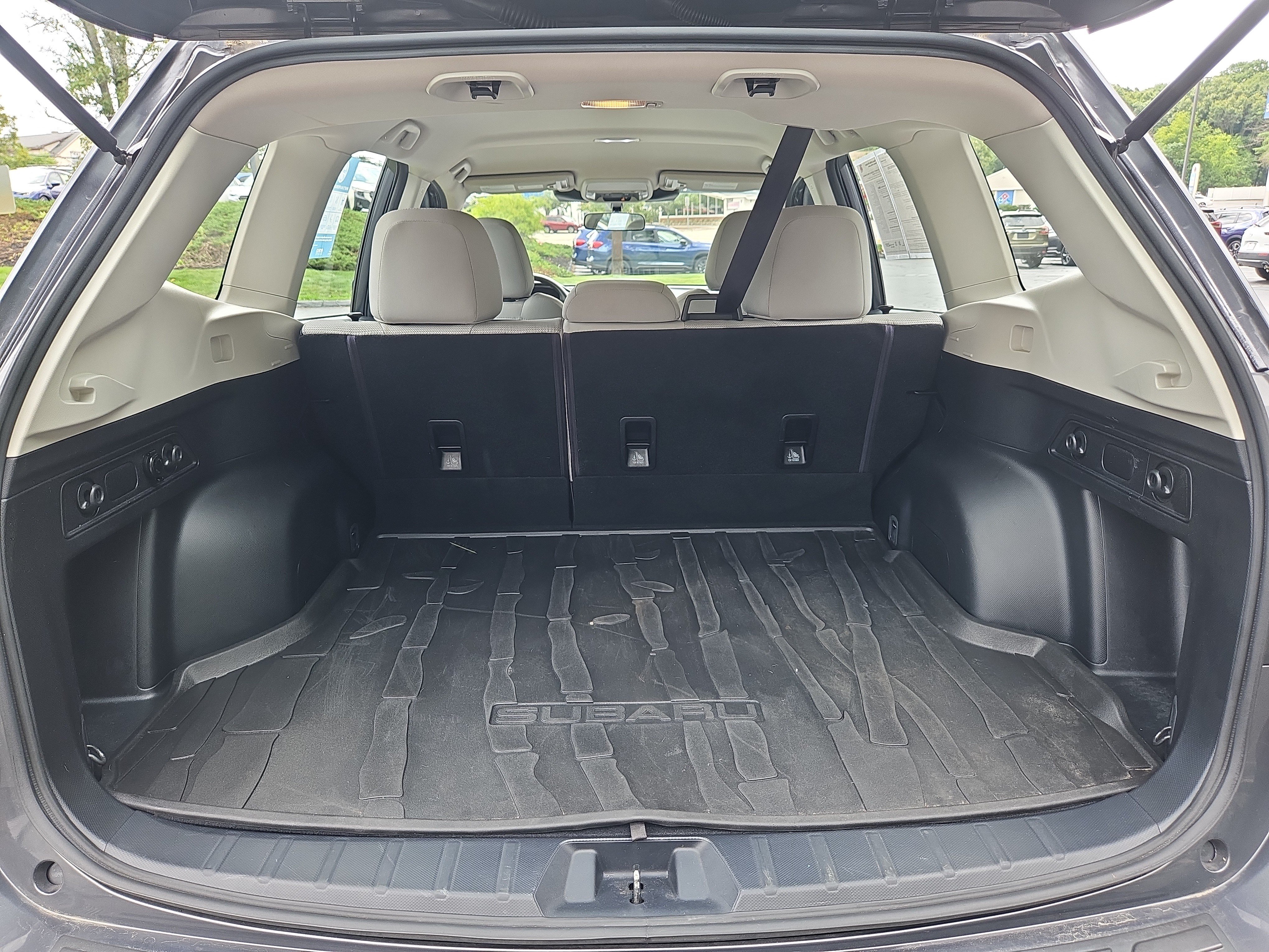 Used 2022 Subaru Forester AWD/4WD image 24