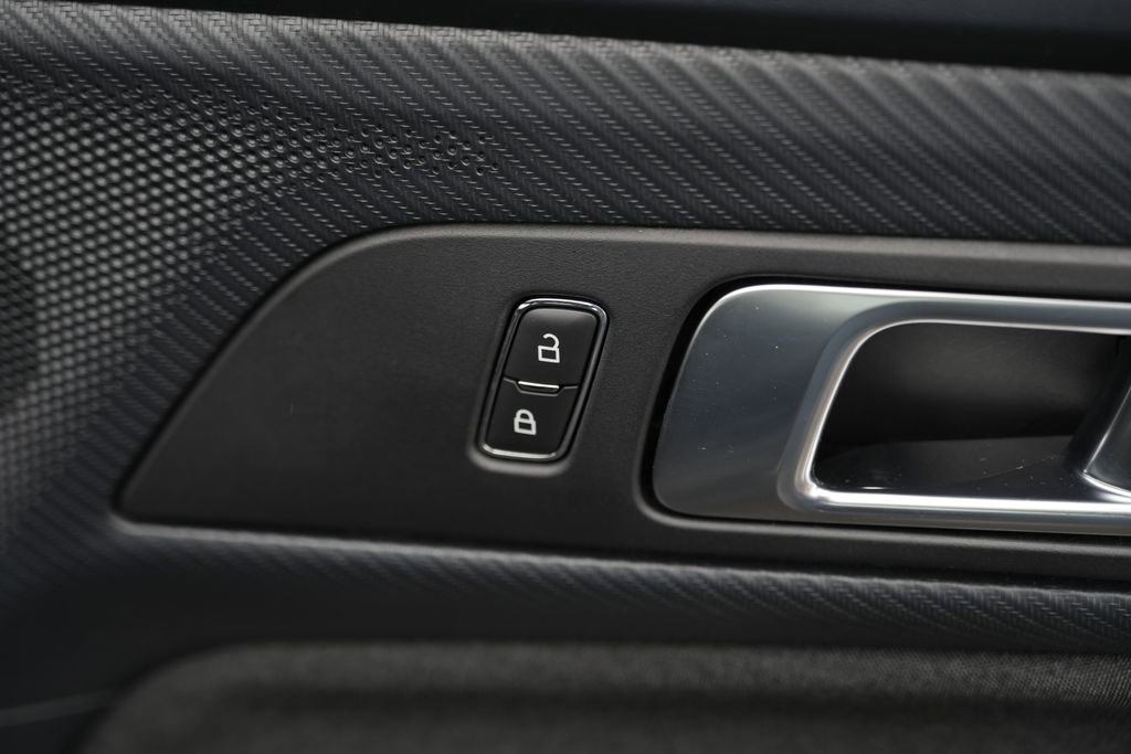 Used 2024 Ford Mustang Coupe image 28