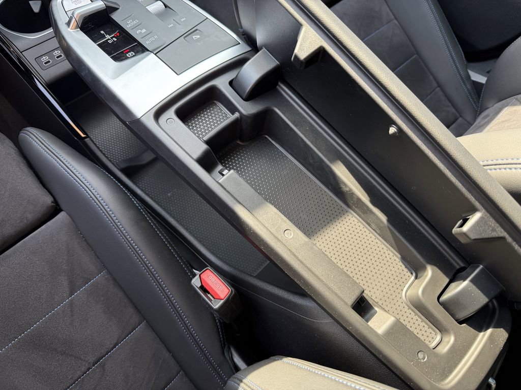 Used 2025 BMW X1 xDrive28i w/ M Sport Package image 33