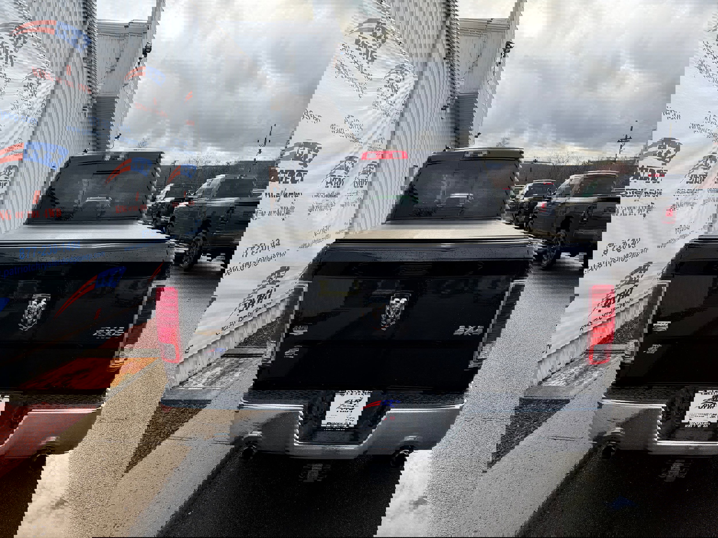 Used 2016 RAM 1500 Laramie w/ Convenience Group image 3