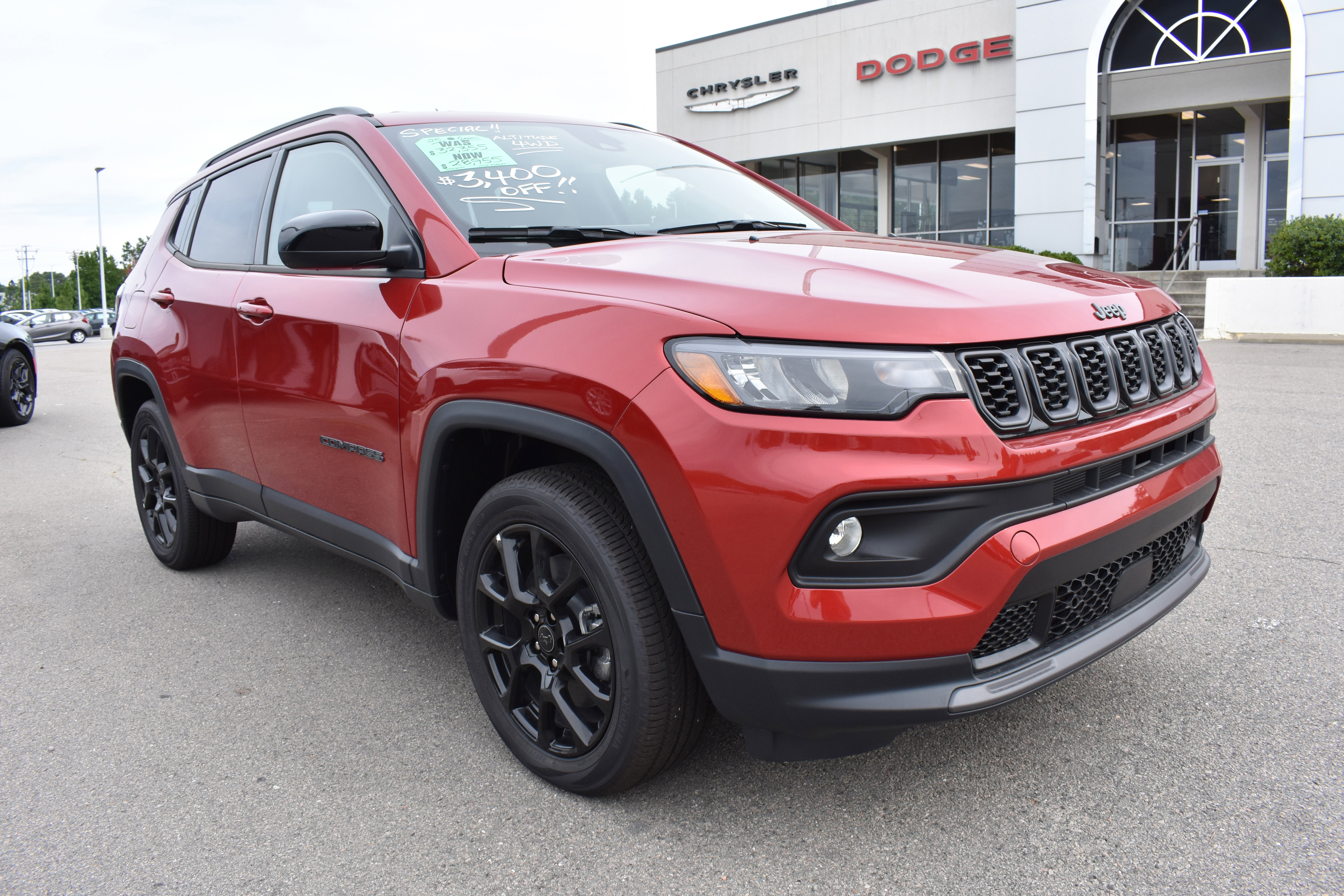 New 2025 Jeep Compass Latitude w/ Altitude Special Edition image 3