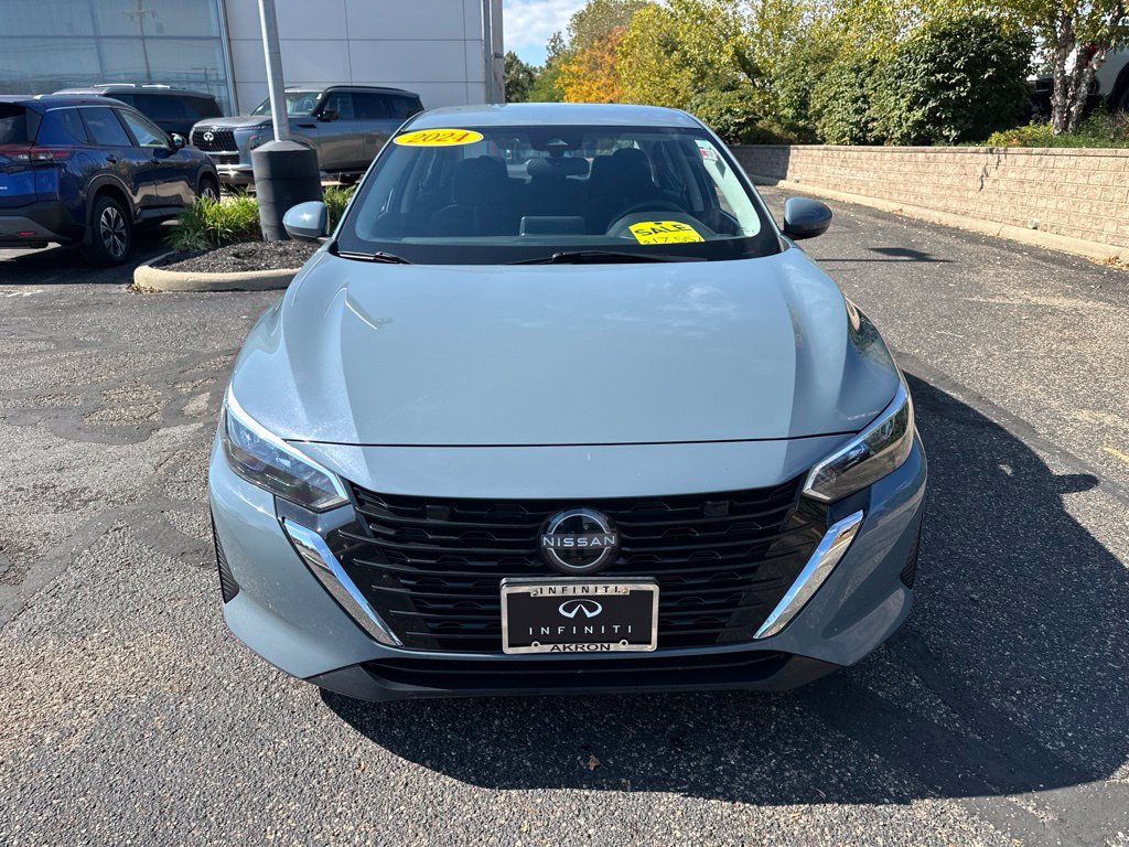 Used 2024 Nissan Sentra SV FWD image 17
