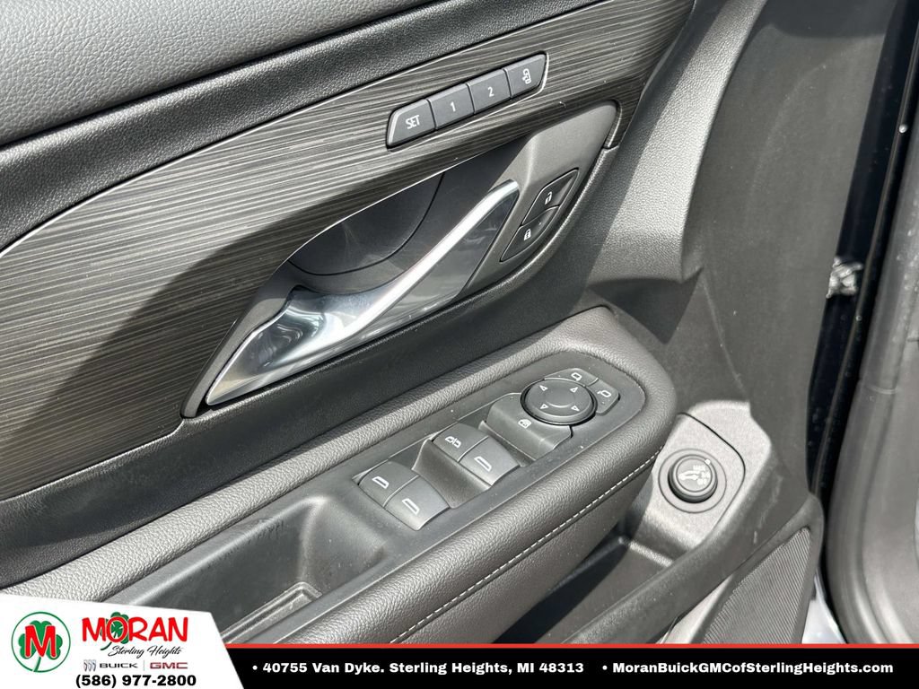 Certified 2023 GMC Terrain SLT w/ Elevation Edition FWD image 17
