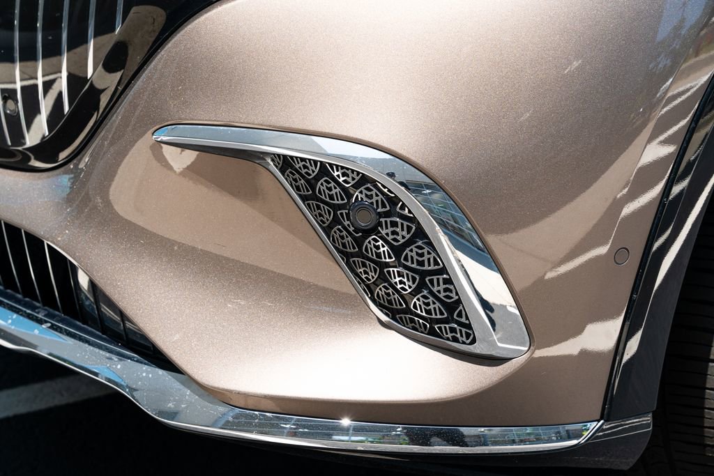 Used 2024 Mercedes-Benz Maybach EQS 680 4MATIC image 25