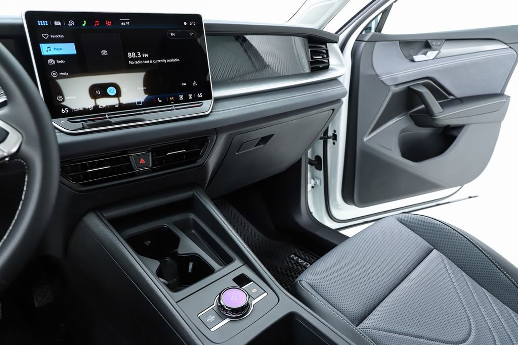 New 2026 Volkswagen Tiguan SE image 23