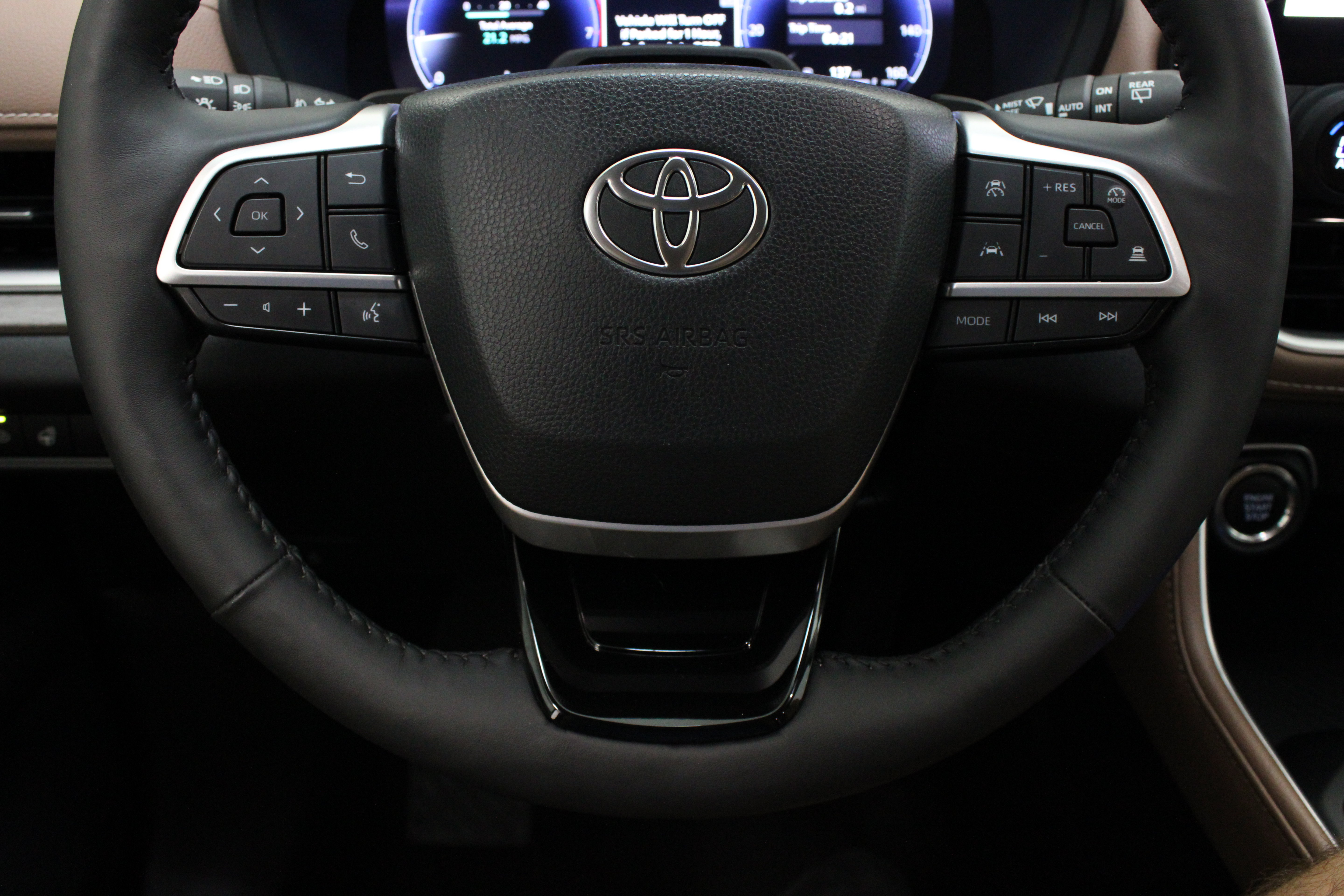 Used 2026 Toyota Grand Highlander AWD image 27