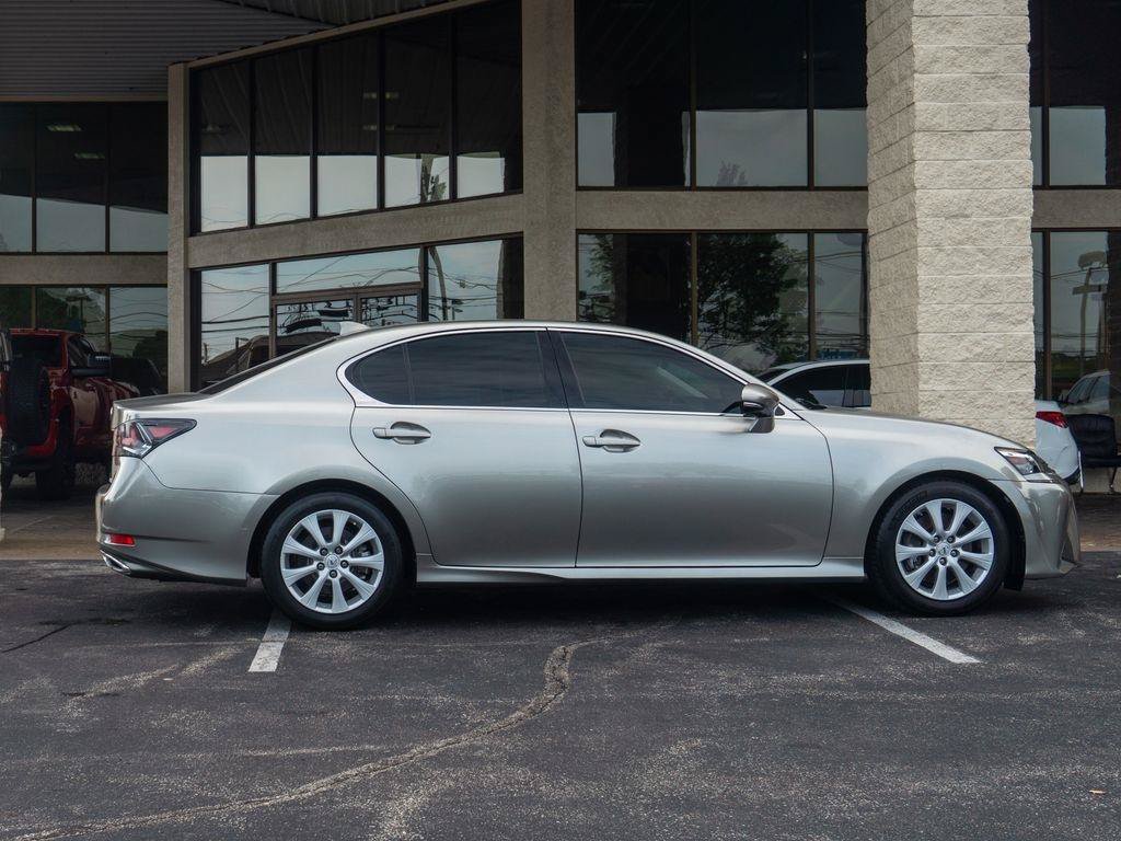 Used 2016 Lexus GS 200t w/ Premium Package RWD image 2