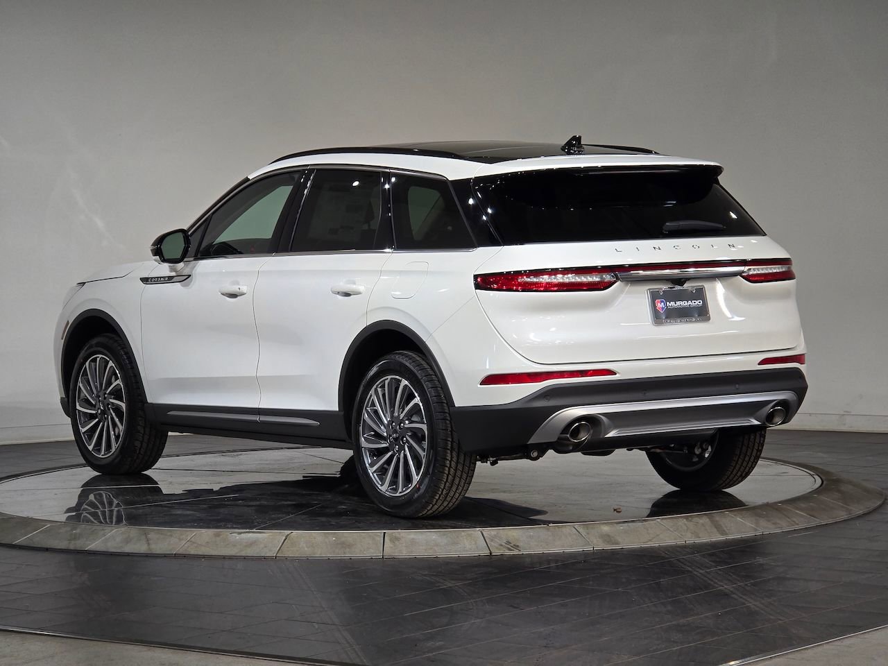 New 2026 Lincoln Corsair Reserve FWD image 7