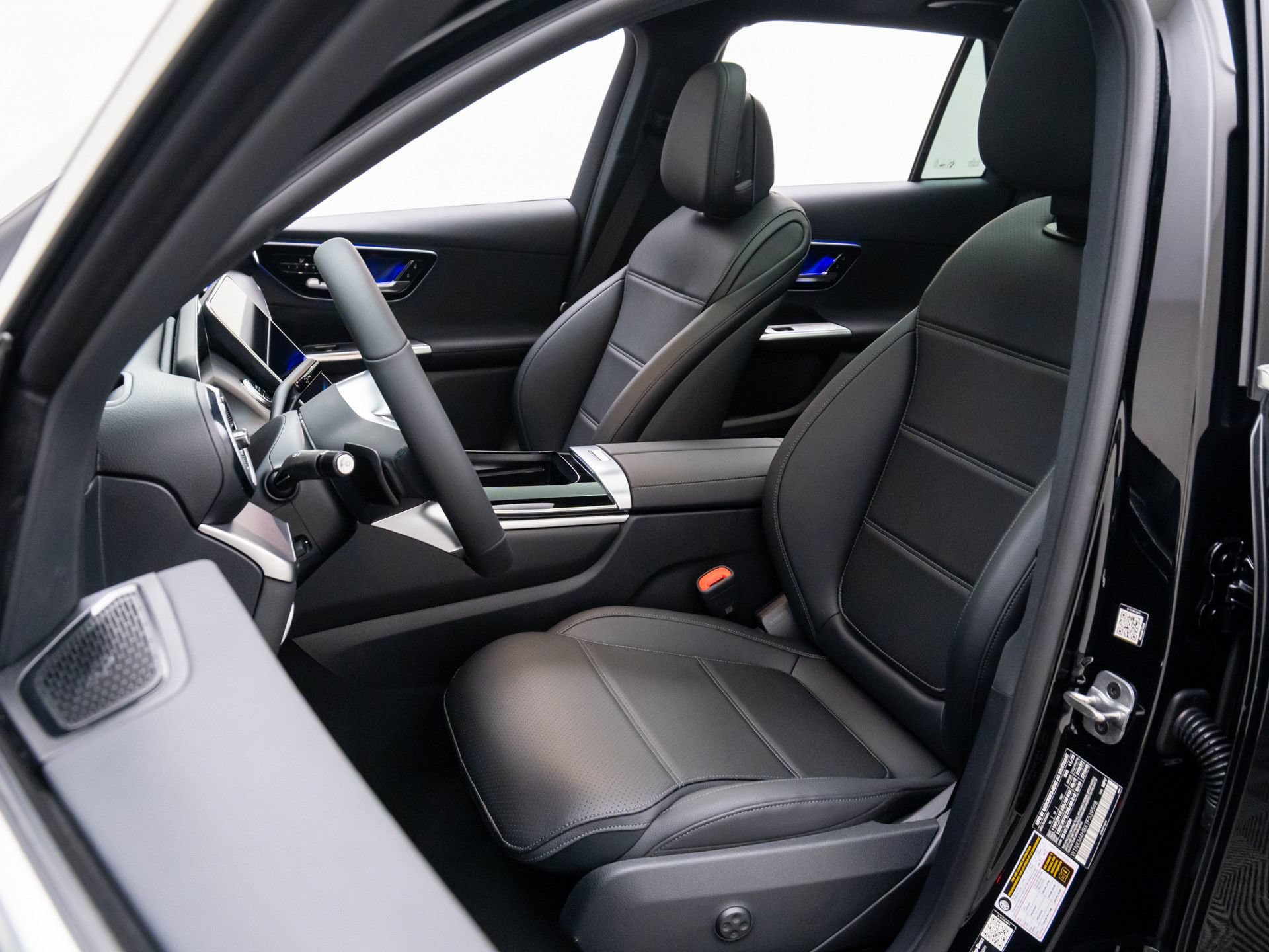 New 2026 Mercedes-Benz GLC 300 4MATIC image 17
