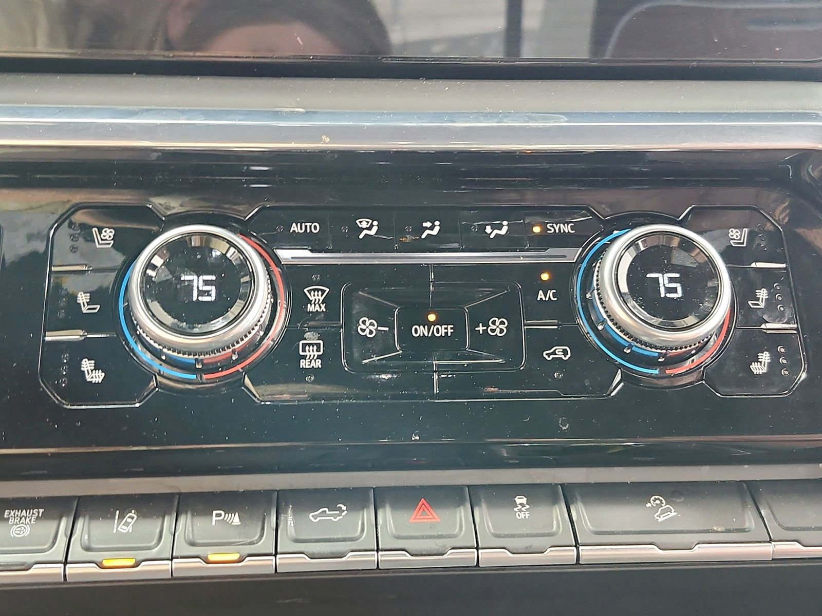 Used 2026 GMC Sierra 2500 Denali Ultimate image 34