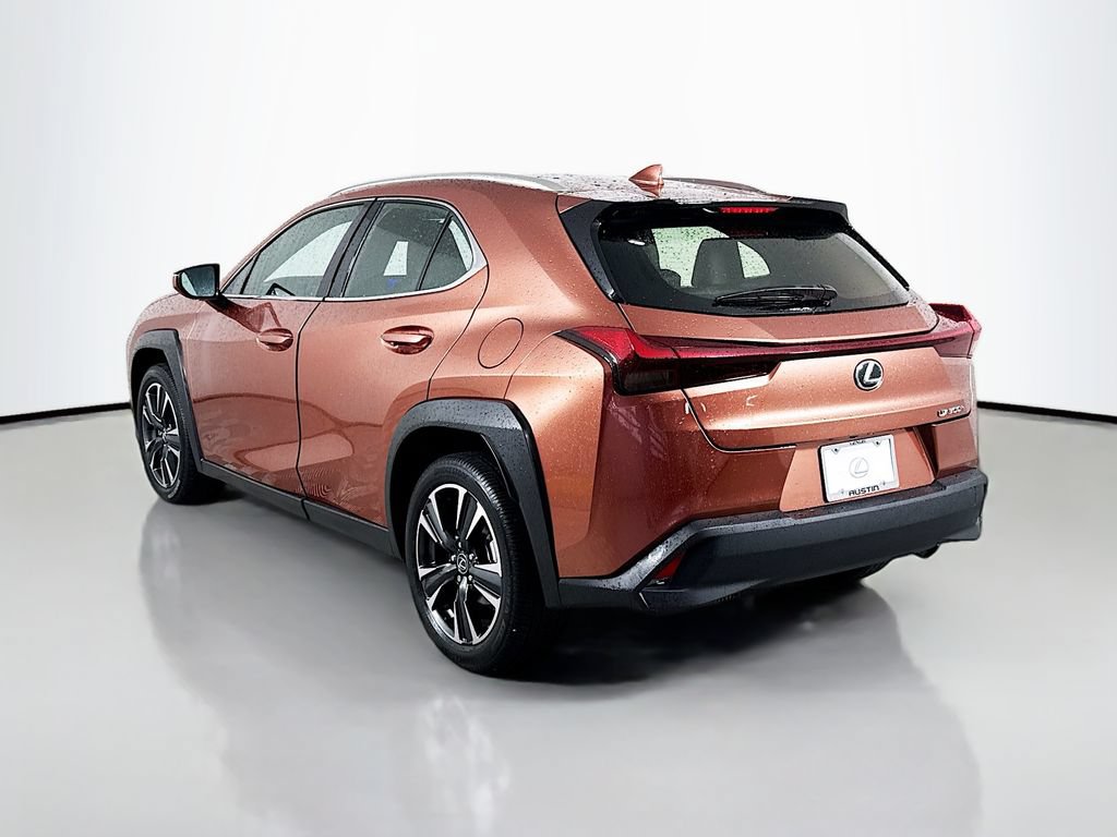 Certified 2025 Lexus UX 300h FWD w/ Accessory Package (Z2) image 7