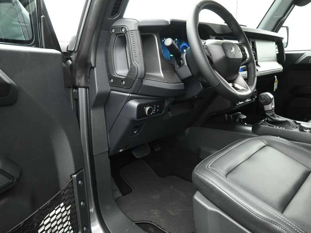 New 2026 Ford Bronco Big Bend image 9