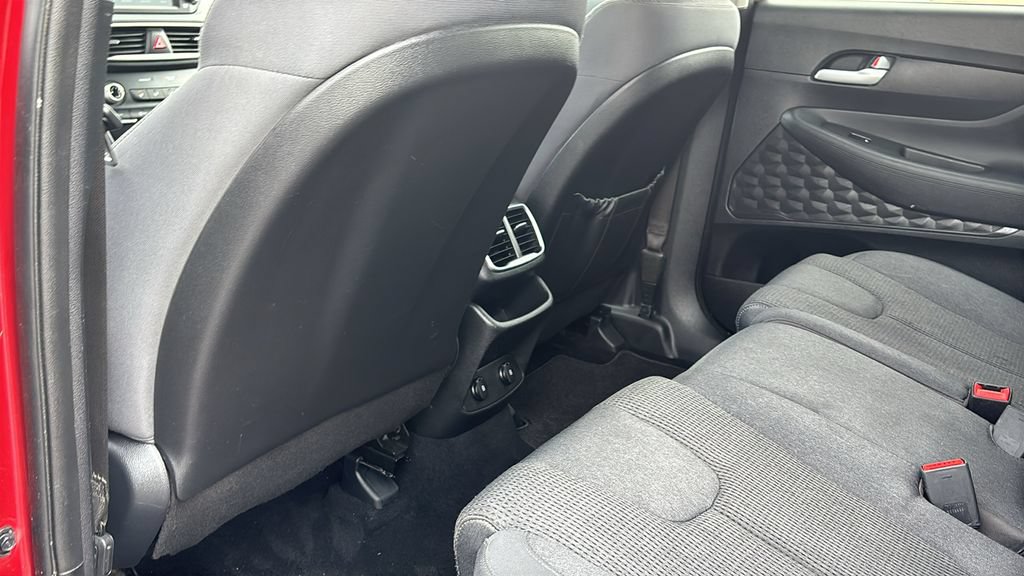 Used 2019 Hyundai Santa Fe SE FWD image 30
